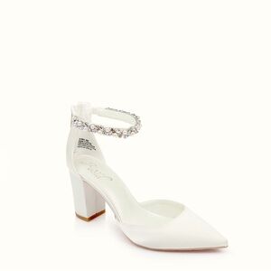 Badgley Mischka Rissa Block Heel Pump
*brand new*